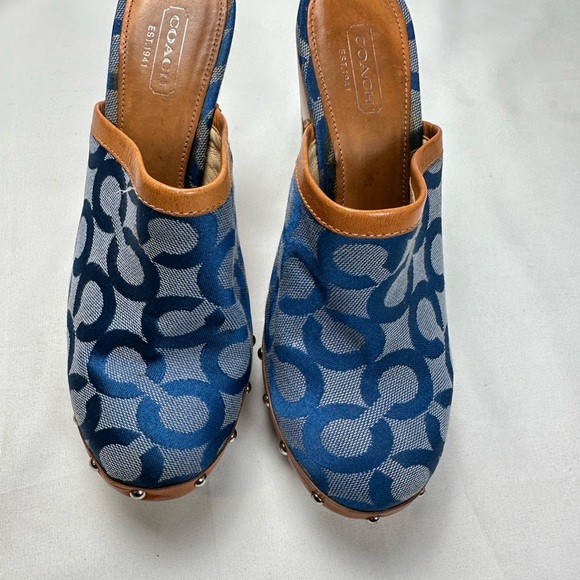 TRENDING VINTAGE Y2K Coach Women's Blue Patterned Clog Mules - Picture 1 of 7